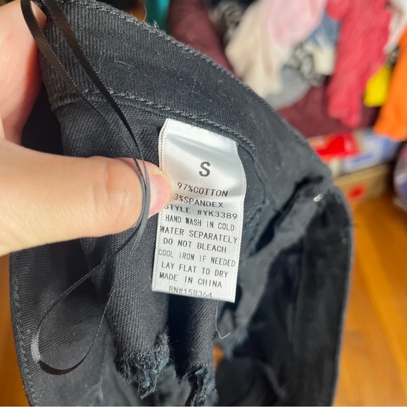 No 1 Los Angeles Black Raw Hem Jean Booty Shorts Size Small - Picture 4 of 4